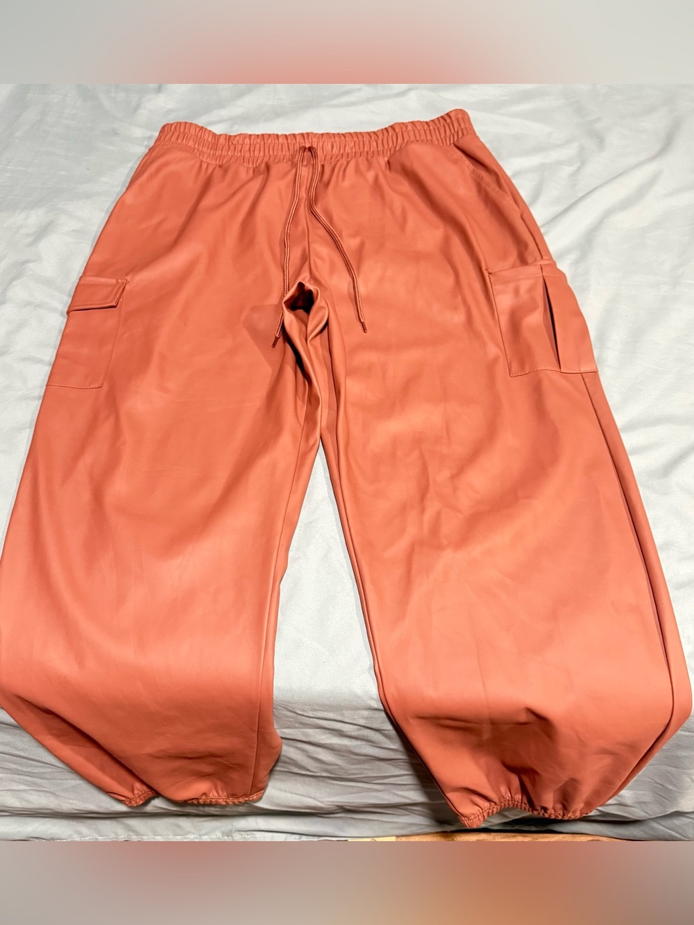 Riley & James Faux Leather Cargo Sweatpants
Size XL